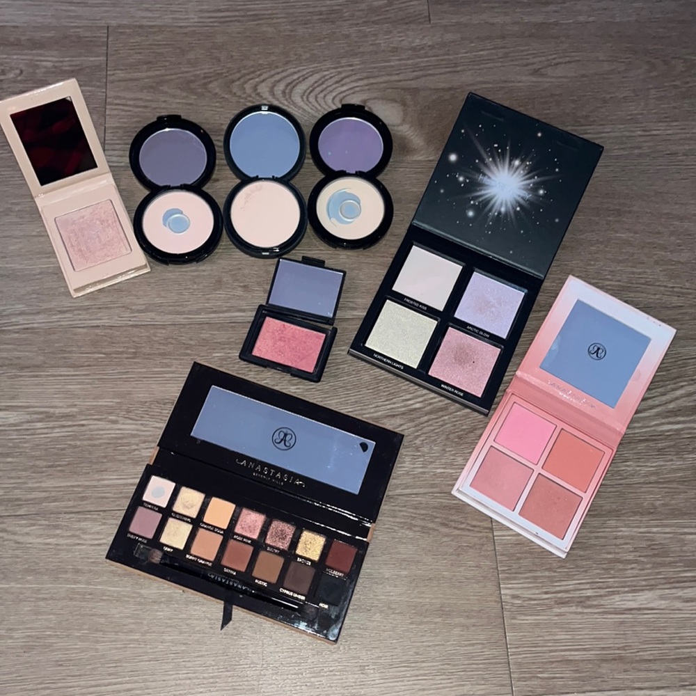 HUGE MAKE UP HAUL!!!